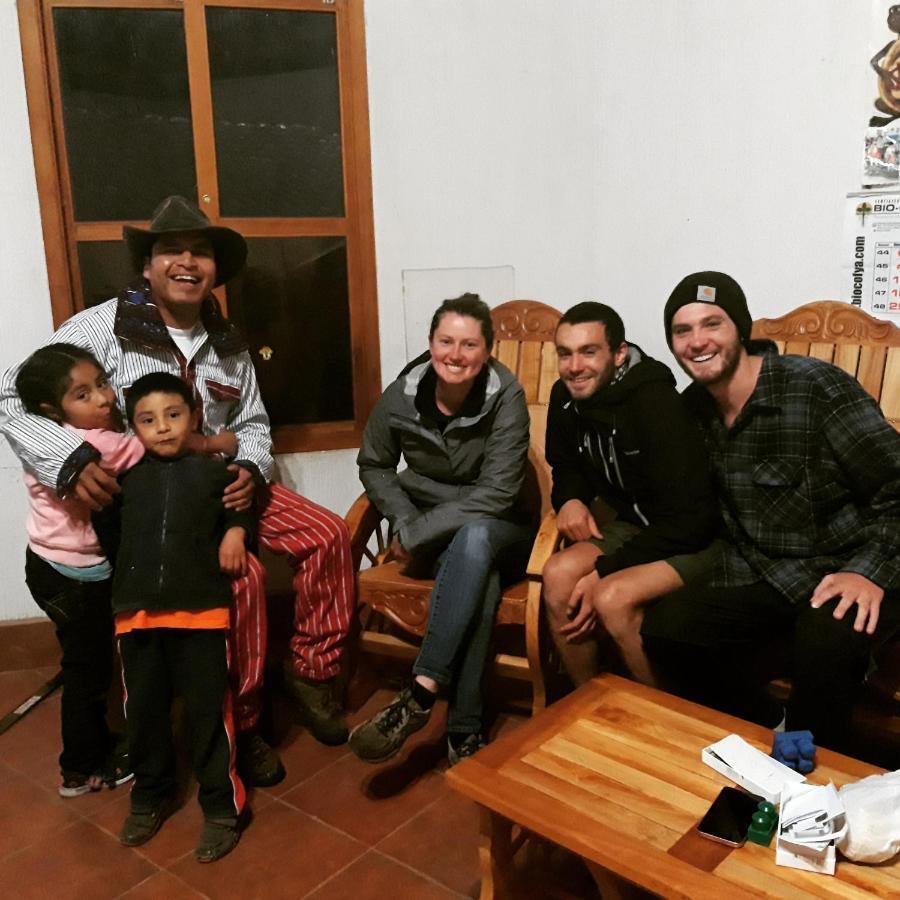 Hostal Checruz, Todos Santos Cuchumatán Huehuetenango Exterior foto